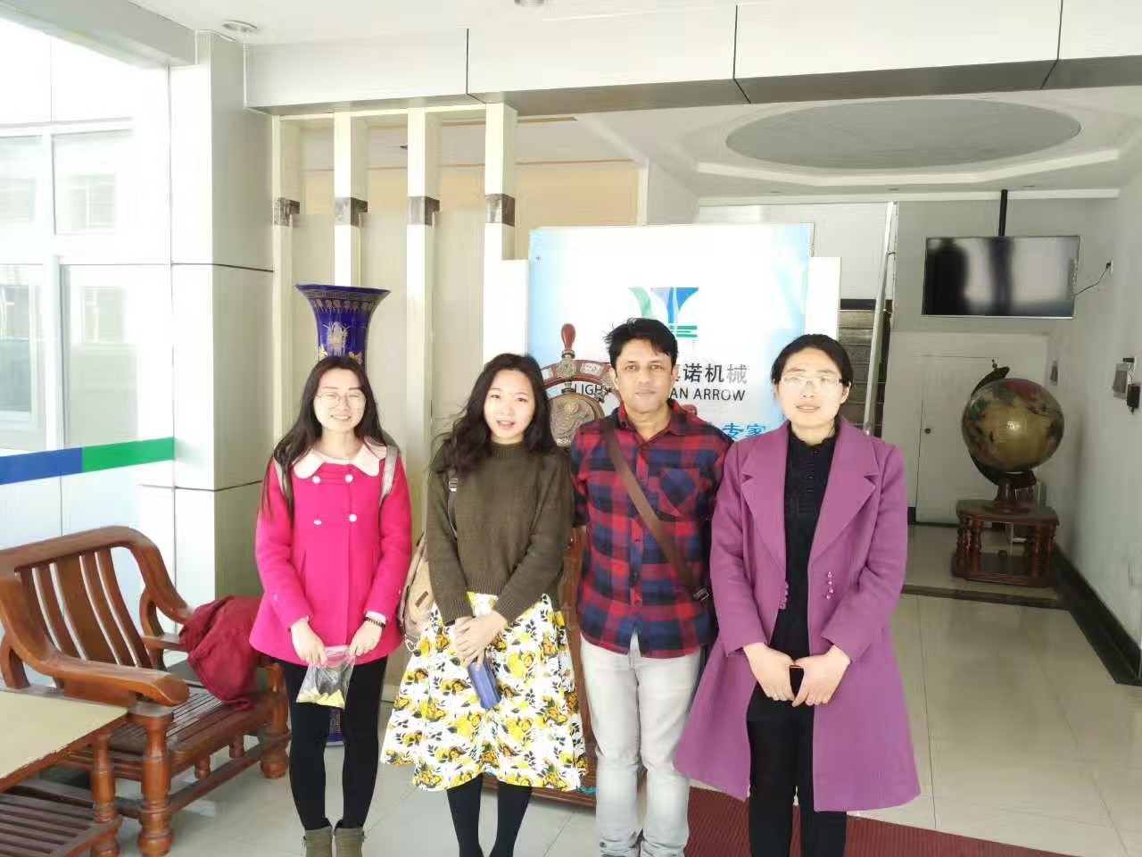 Cecilia Zhang and a buyer at a factory visit in Jinan, Shandong, 2017
